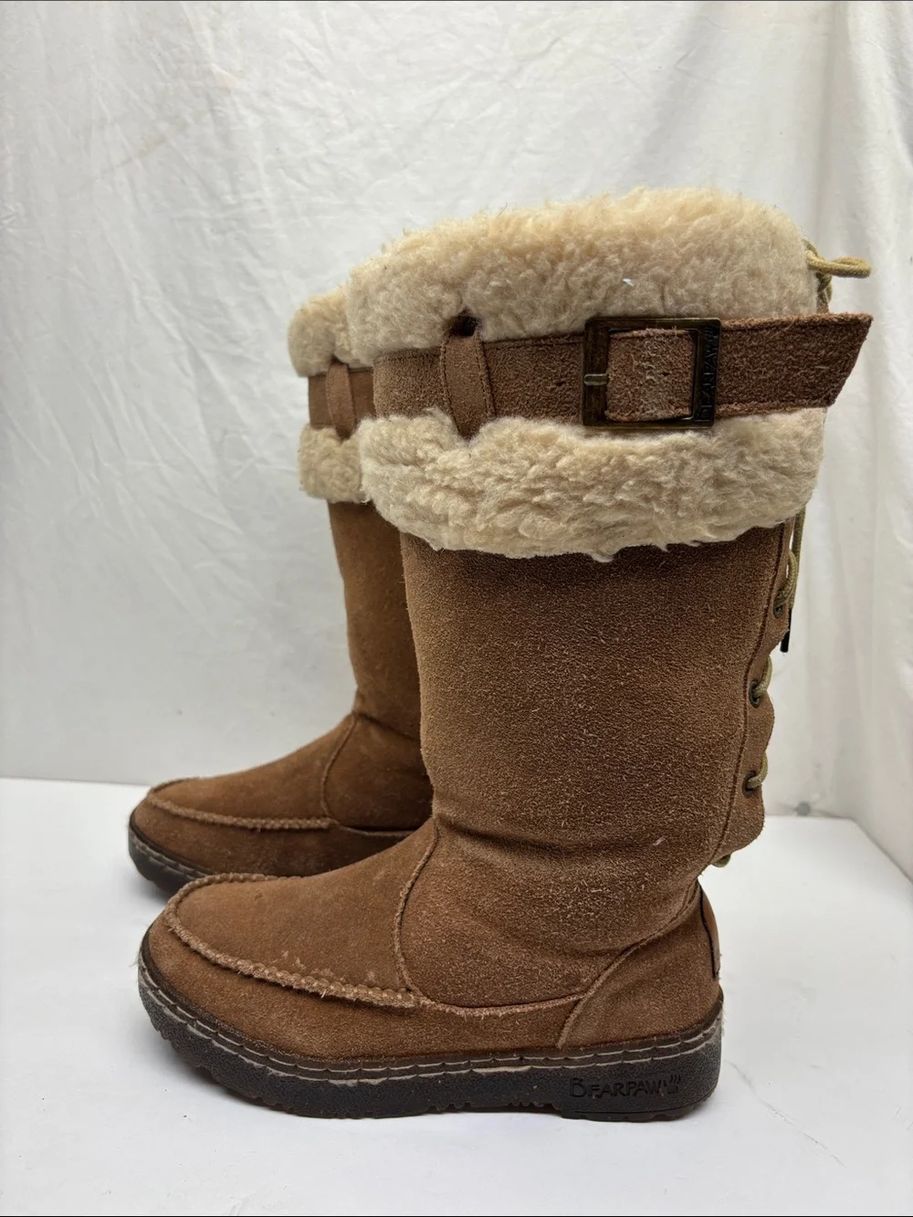 BearPaw Women's Suede Shearling-Trim Lace-Up Winter Boots, SZ 6, box 14